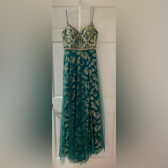 Prom Dress - Picture 5 of 5